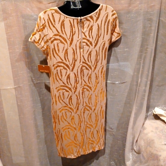 NWT Ellen Tracy T-Shirt Knit Dress, Gold Swirl Sequins, Scoop Neck, Short sleev - Picture 2 of 4